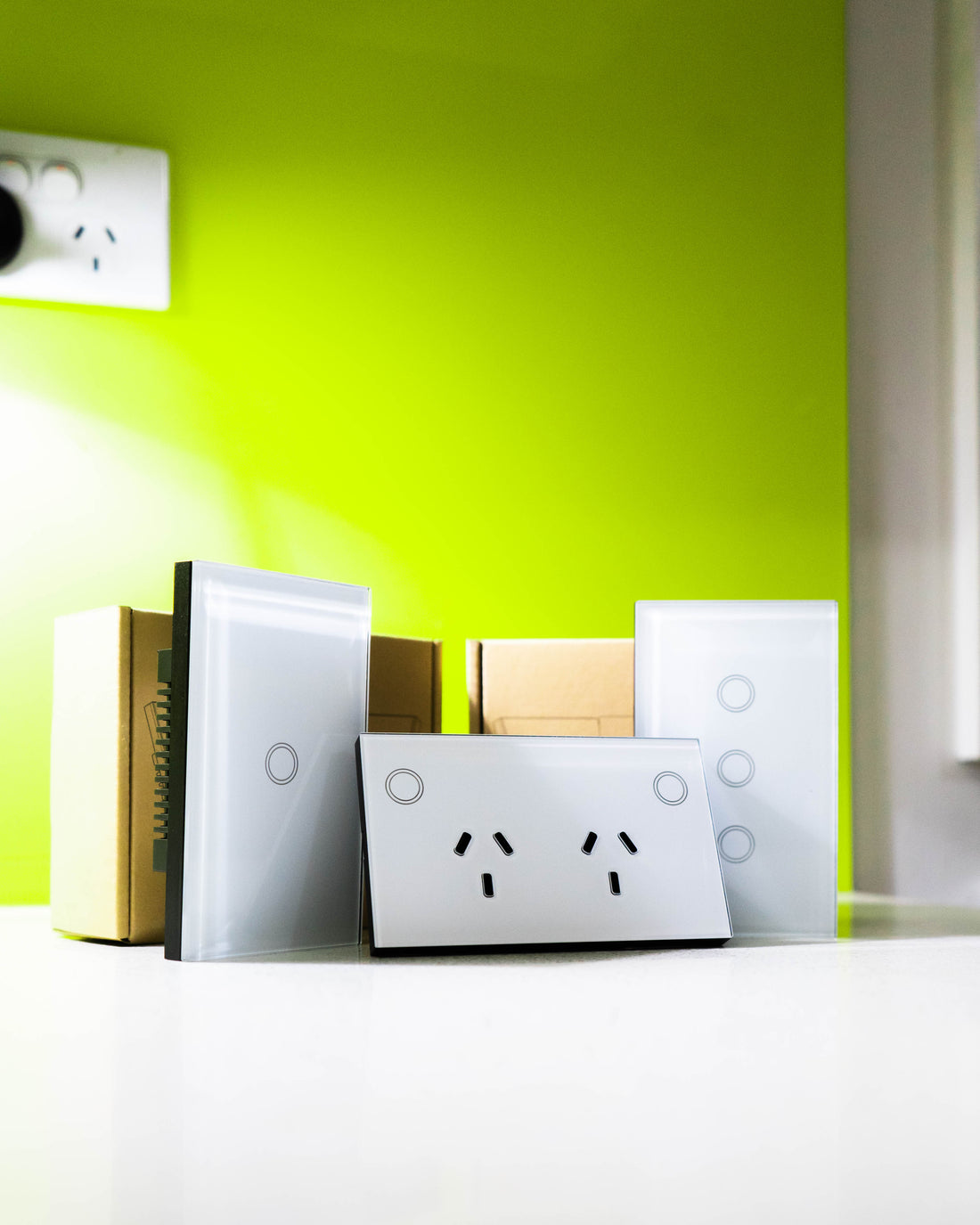 Smart Home Zigbee Light Switches, Online Manual and Help Guide.